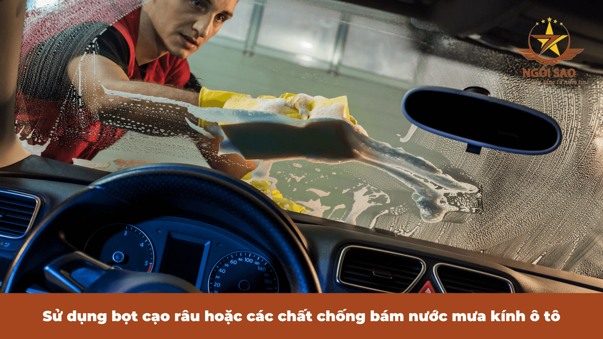 Cách chống bám nước mưa cho kính xe