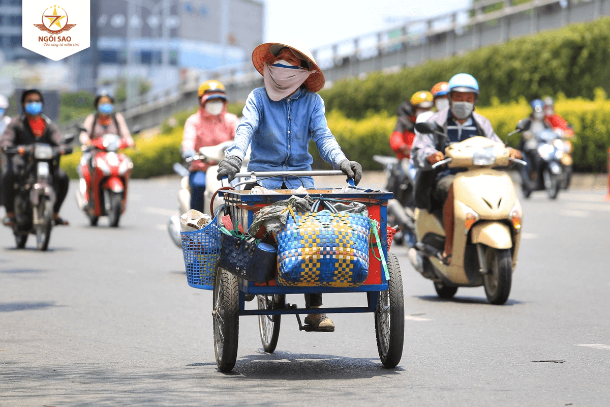 Vào mùa nắng, khí hậu ở miền nam thường khá oi bức