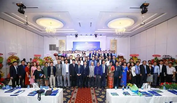 Chi nhánh tại TP.HCM Công ty Phim cách nhiệt Ngôi Sao trở thành hội viên hiệp hội SACA