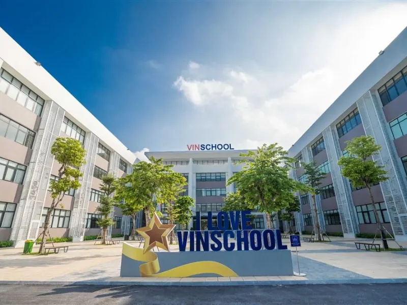 Dự án dán phim cách nhiệt tại Vinschool Bình Thạnh