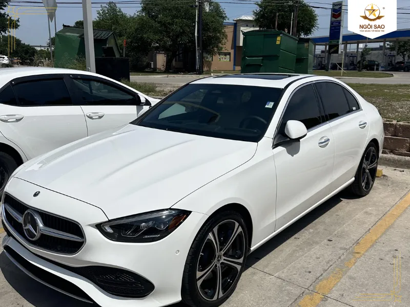 Bảng giá xe Mercedes C200 mới nhất và chi phí lăn bánh | Bảng giá xe Mercedes C200 mới nhất 2026 | Chi phí lăn bánh & xe cũ 