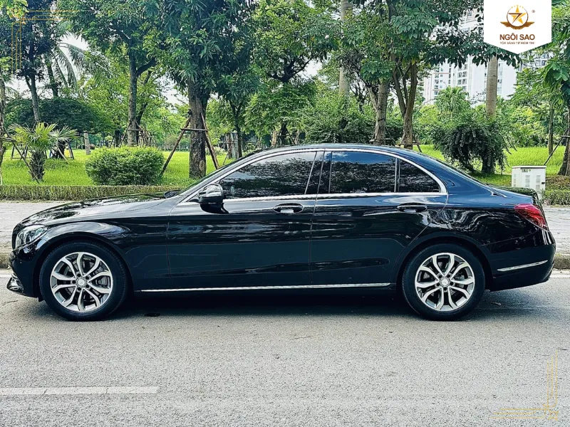 Chi phí nuôi xe và lưu ý quan trọng khi mua Mercedes C200 cũ