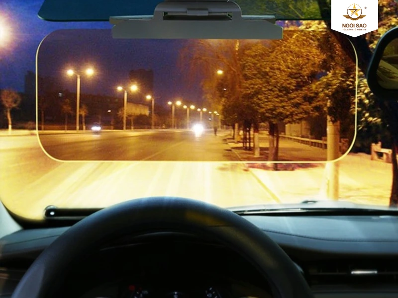 Lợi ích khi sử dụng kính chống chói ô tô
