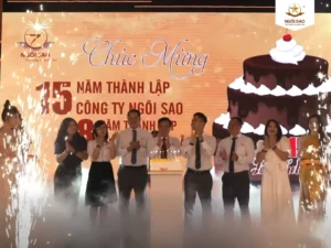 Kỷ niệm 8 năm thành lập CN Đà Nẵng - Mừng phim cách nhiệt Ngôi Sao 15 năm