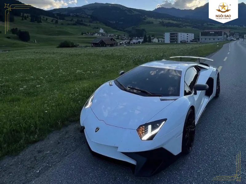 Giá Lamborghini Aventador và dòng cao cấp