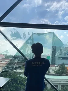 tấm phim cách nhiệt dán kính
