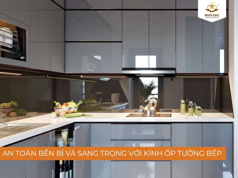 Kính ốp tường bếp sử dụng kính sơn màu chịu nhiệt