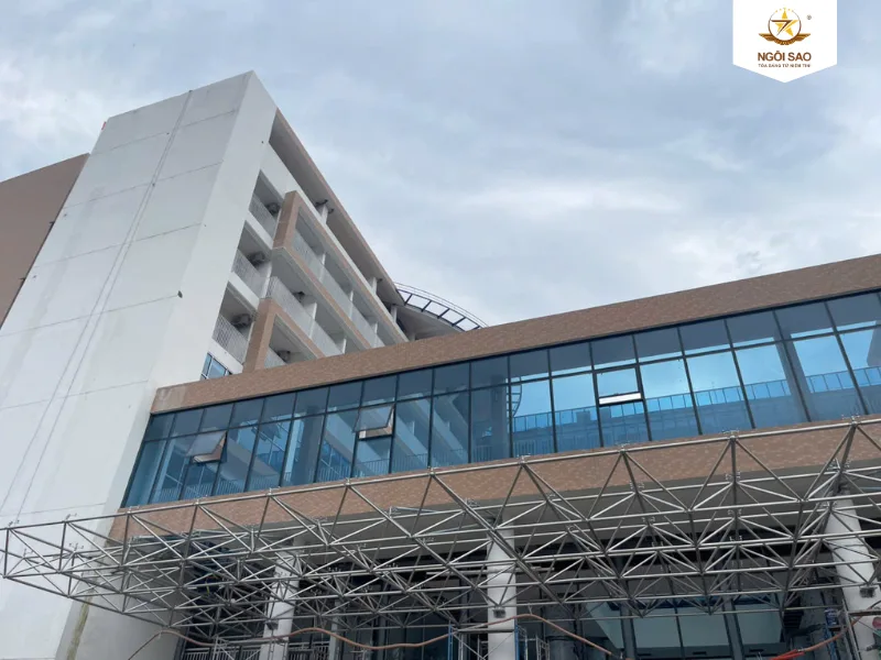 Dự án dán phim cách nhiệt tại bệnh viện Đăk Nông