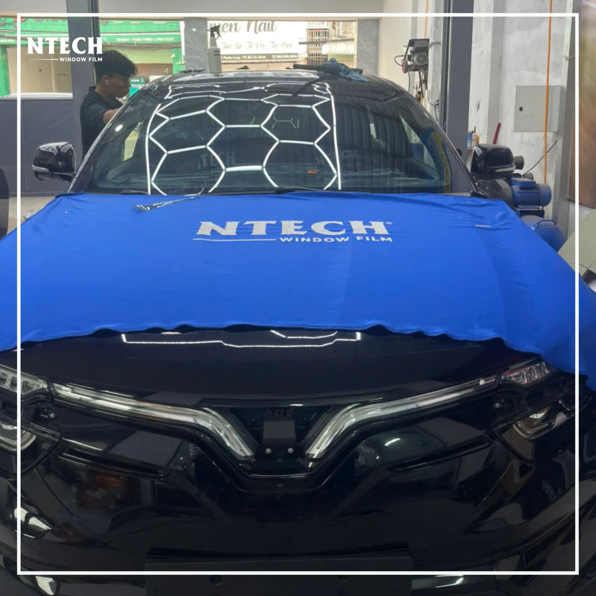 Thi công dán phim cách nhiệt NTECH (Hàn Quốc)