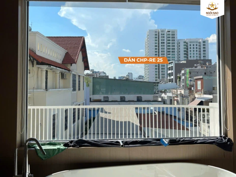 Phim cách nhiệt phún xạ kim loại mã CHP-RE 25