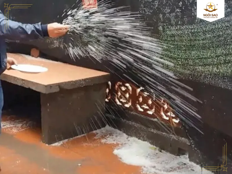 Bài cúng xe ô tô cũ mua lại chuẩn phong thủy giúp giải xui và năng lượng cũ