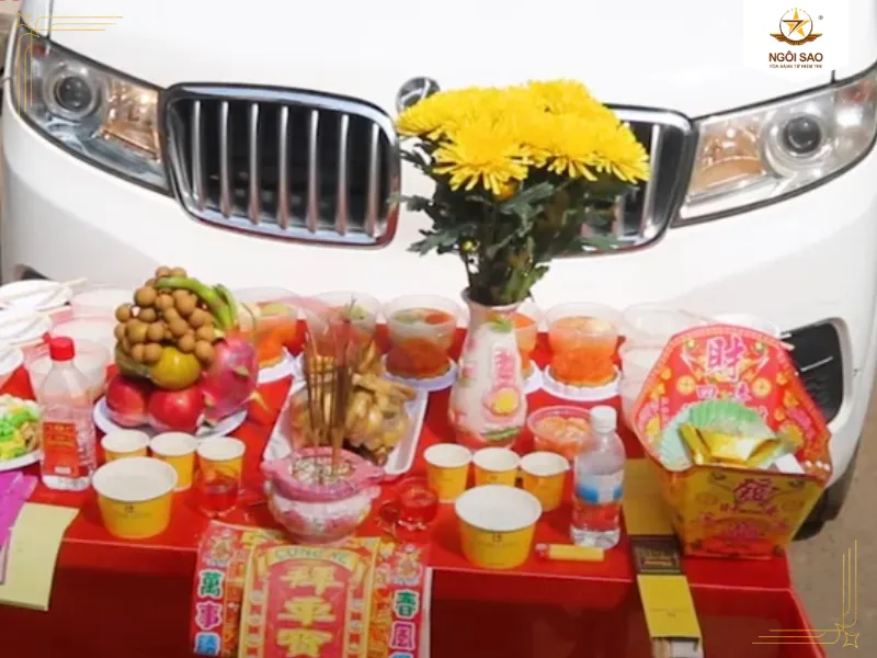 Văn khấn cúng xe mùng 2 và mùng 16 hàng tháng đón lộc, giải xui cho xe dịch vụ