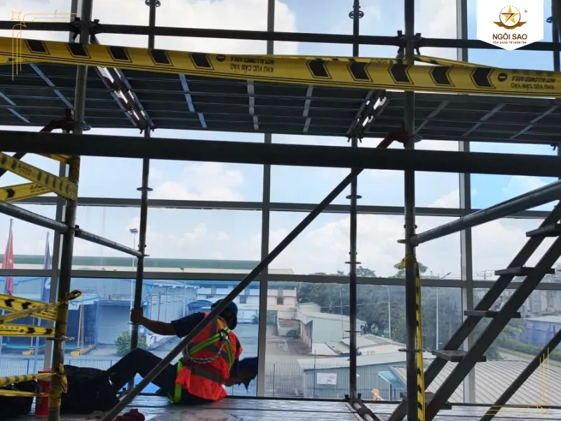 4 ưu điểm vượt trội khi dán mặt trong | Phim cách nhiệt dán bên trong hay bên ngoài? Giải đáp chuẩn kỹ thuật 