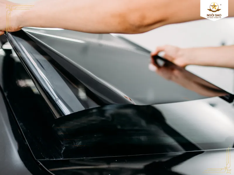 Công nghệ tráng phủ kim loại Metallic Film |. So sánh các loại phim cách nhiệt ô tô phổ biến nhất 2026