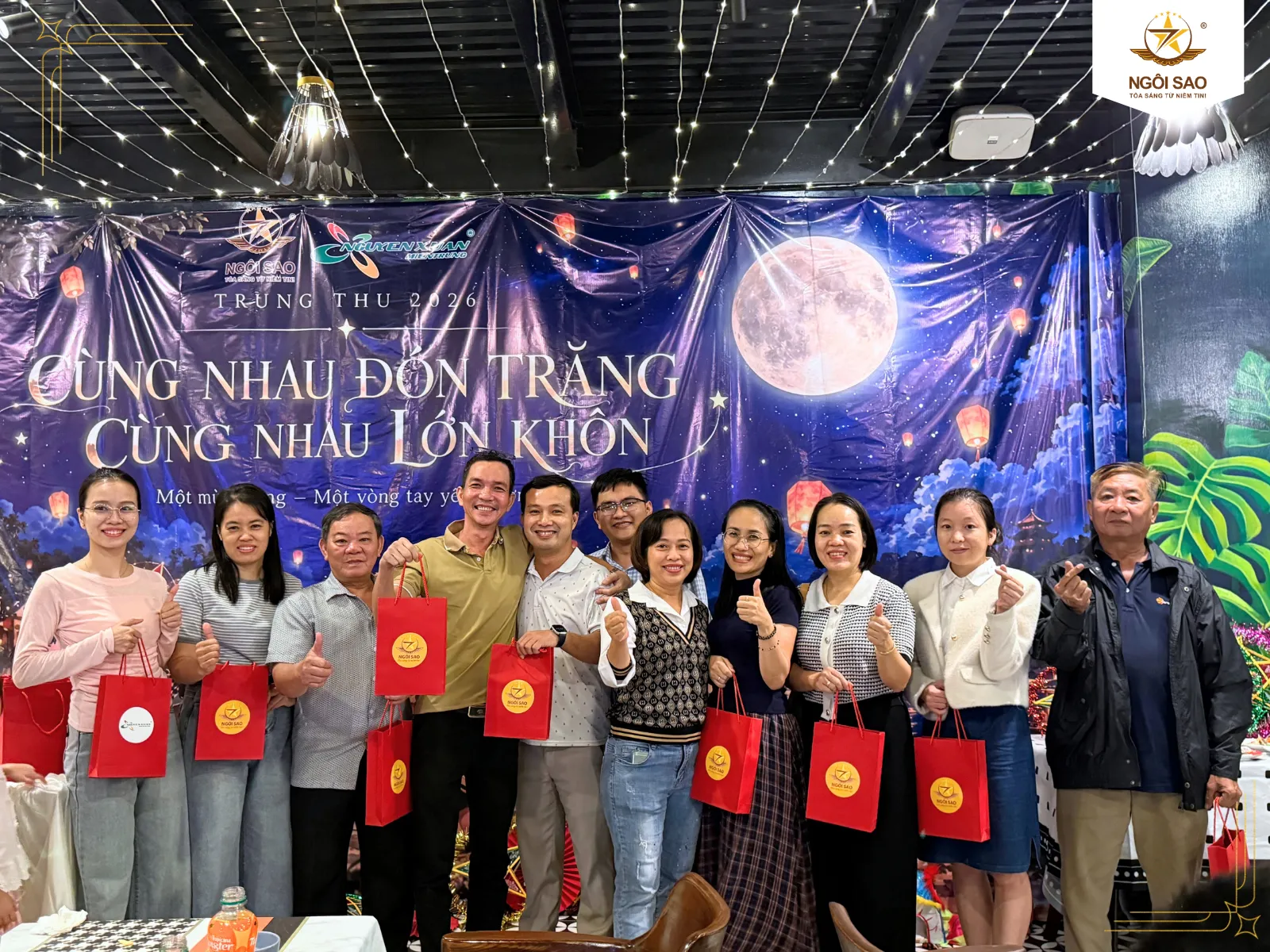 Ngôi Sao gửi trao yêu thương, cùng đón mùa trăng đoàn viên
